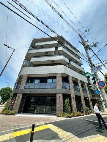 オリーブ西宮北口 6階建