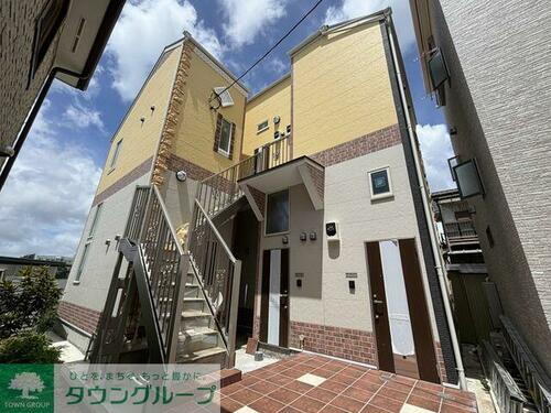 神奈川県横浜市神奈川区大口仲町  2階建