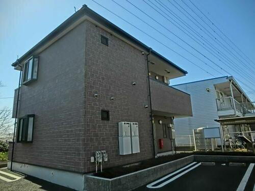 千葉県千葉市稲毛区小中台町 築20年10ヶ月 2階建