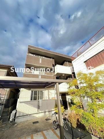 兵庫県尼崎市大西町１丁目 3階建 築10年2ヶ月