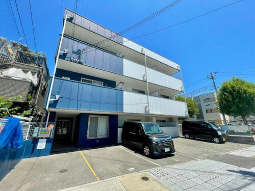兵庫県神戸市兵庫区兵庫町２丁目 3階建