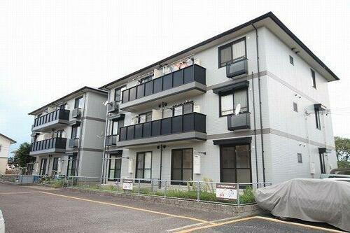 ロイヤルガーデン北屋敷Ⅲ　Ａ