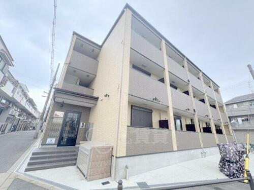 大阪府大阪市西淀川区御幣島６丁目 3階建 築2年1ヶ月