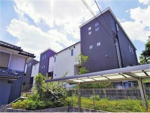 愛知県名古屋市瑞穂区彌富町字上山 テラスハウス