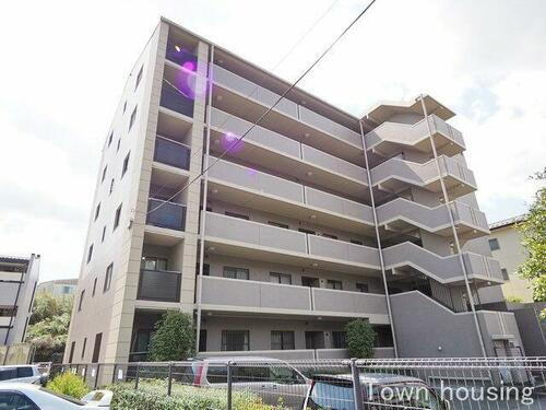 神奈川県横浜市神奈川区菅田町 賃貸マンション