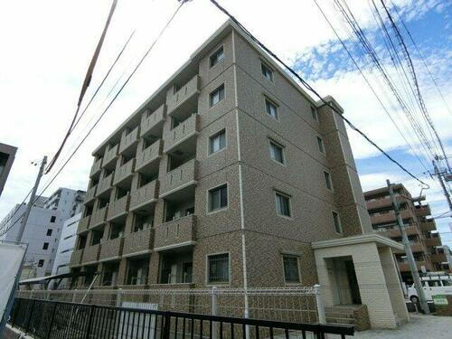 オラシオン稲川 5階建