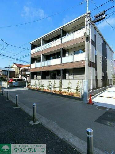 東京都葛飾区西新小岩３丁目 築2年11ヶ月 3階建