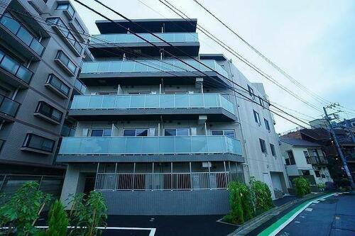 東京都新宿区赤城下町 賃貸マンション