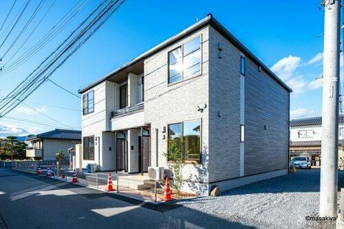 長野県長野市大字稲葉日詰  2階建