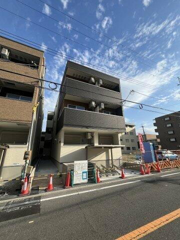 兵庫県尼崎市南武庫之荘７丁目 3階建