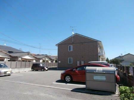 岡山県岡山市中区平井５丁目 築18年9ヶ月 2階建