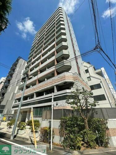 ガーラ・ステーション新宿御苑前