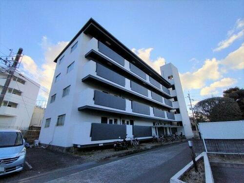 大阪府箕面市瀬川２丁目 4階建