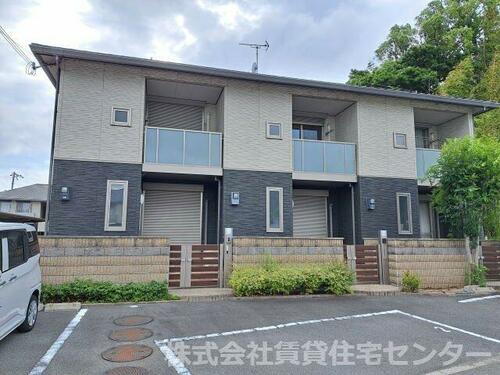 和歌山県和歌山市神前 築9年10ヶ月 2階建