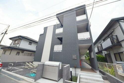 埼玉県さいたま市浦和区針ヶ谷２丁目 築8年7ヶ月 3階建