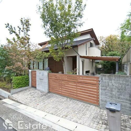 愛知県名古屋市千種区池上町２丁目 賃貸一戸建て