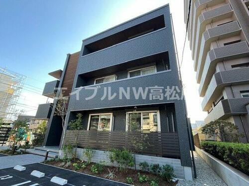 香川県高松市多賀町３丁目 賃貸マンション