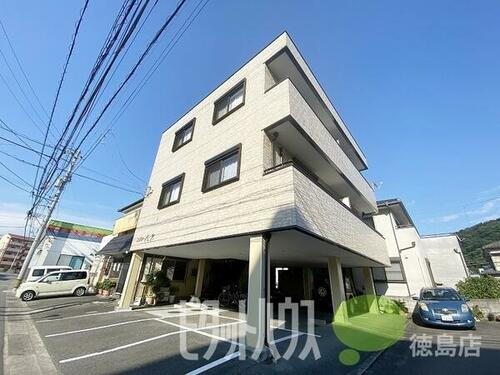 徳島県徳島市新浜町２丁目 賃貸アパート