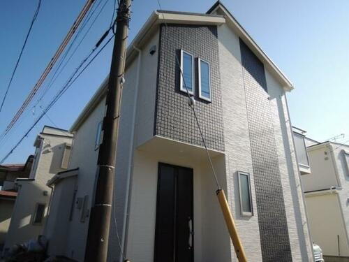 神奈川県川崎市多摩区菅北浦２丁目 賃貸一戸建て