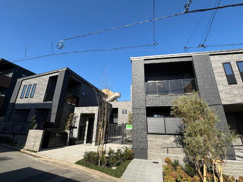 東京都府中市片町２丁目 テラスハウス