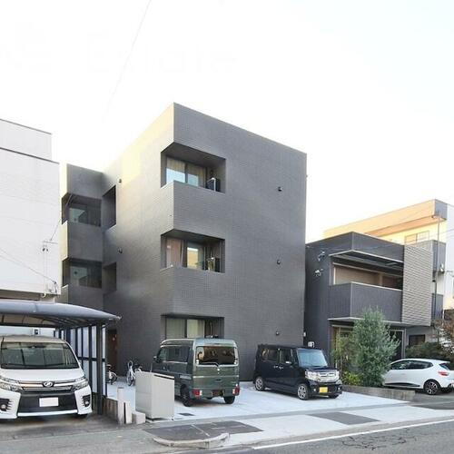 愛知県名古屋市中川区春田１丁目 3階建 築3年10ヶ月