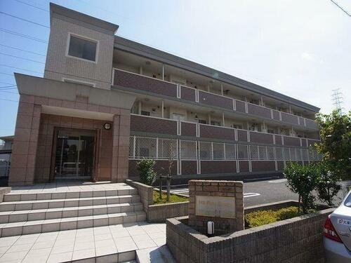 埼玉県吉川市道庭１丁目 賃貸マンション