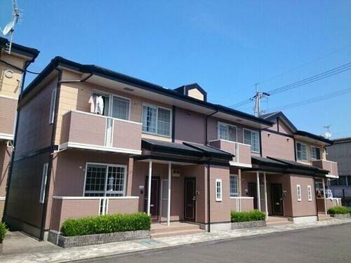 香川県善通寺市上吉田町６丁目 2階建