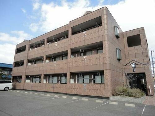 広島県福山市新涯町１丁目 築24年3ヶ月 3階建