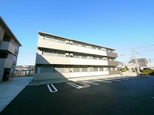 埼玉県草加市手代２丁目 築6年1ヶ月 3階建