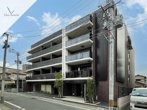 福岡県福岡市南区大楠３丁目 5階建