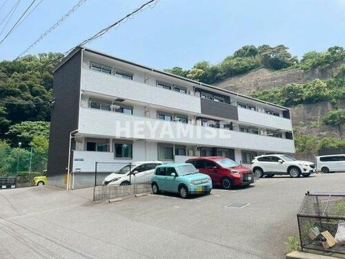 ｍｏｄｅｒｎ　ｐａｌａｚｚｏ　Ｊ－ＢＬＵＥ 3階建