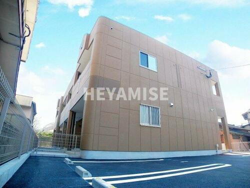 ＫＯ　ＯＬＩＮＡ 2階建