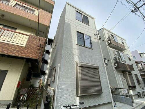 東京都荒川区東日暮里４丁目 3階建 築4年1ヶ月