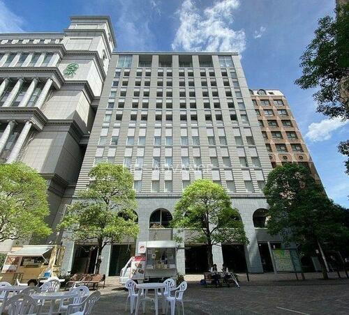 東京都港区東新橋２丁目 賃貸マンション