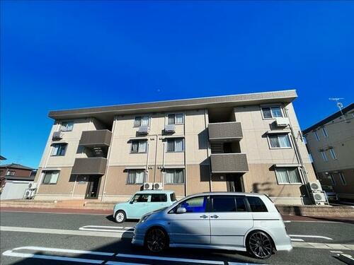 モンブラン　Ｂ 3階建
