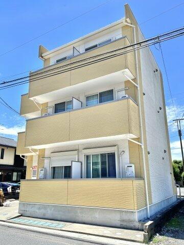 埼玉県川口市南鳩ヶ谷７丁目 築9年8ヶ月 3階建