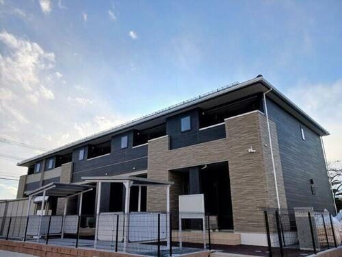 ルミエール 2階建