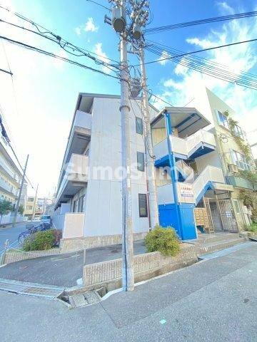 兵庫県神戸市東灘区魚崎南町４丁目 3階建