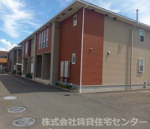 和歌山県和歌山市朝日 2階建