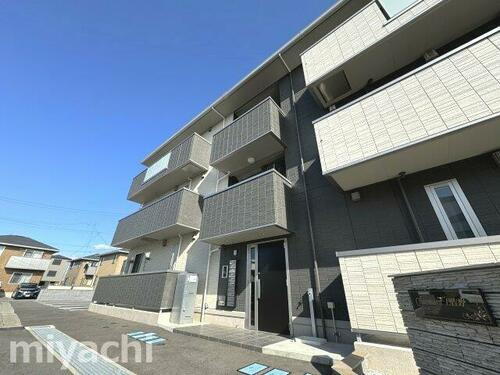 徳島県徳島市上吉野町１丁目 賃貸アパート