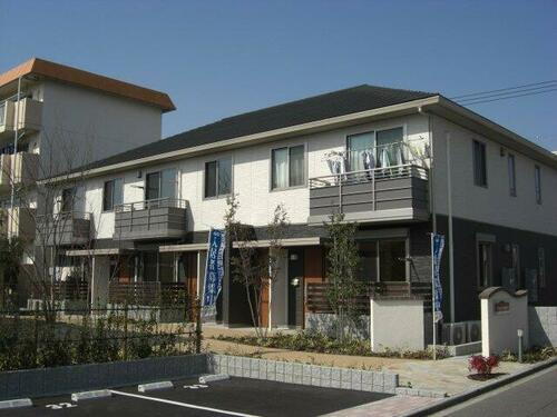 広島県福山市川口町４丁目 築11年12ヶ月 2階建