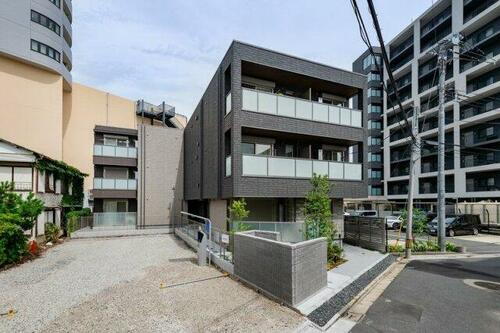 ｃｏｃｏｎ蕨 3階建