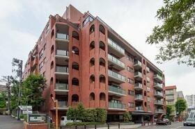 東京都港区赤坂８丁目 賃貸マンション