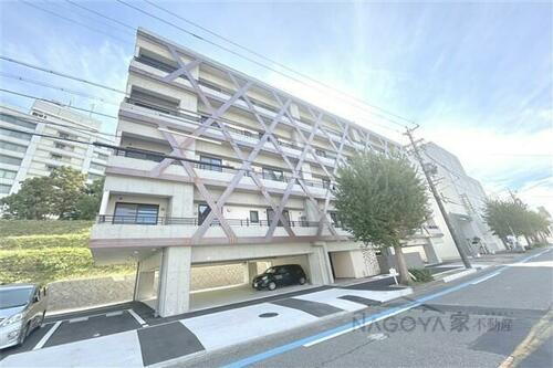 愛知県名古屋市中区三の丸１丁目 賃貸マンション