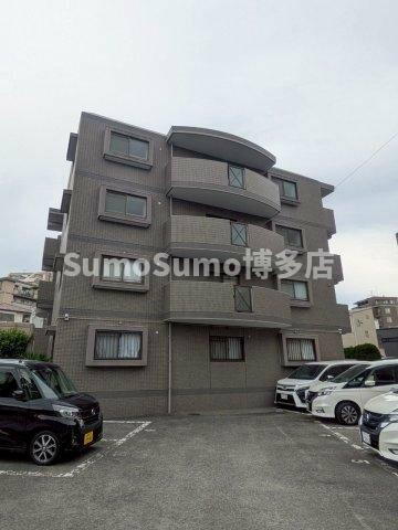 福岡県福岡市早良区高取２丁目 4階建