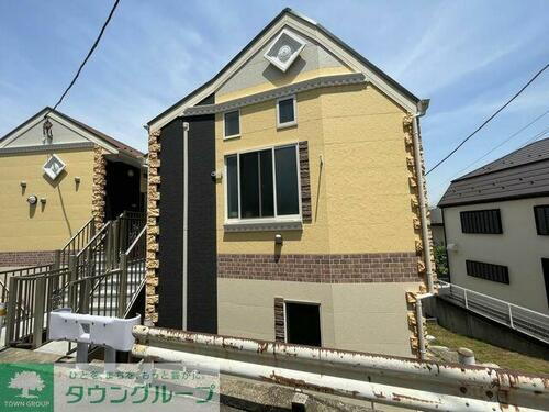 神奈川県横浜市神奈川区白幡東町 築2年8ヶ月 2階建
