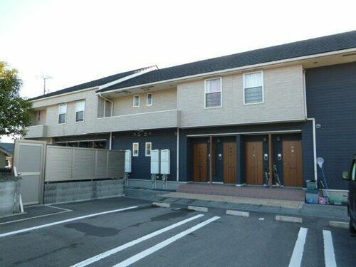 岡山県総社市中原 2階建 築16年11ヶ月