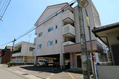 愛媛県新居浜市喜光地町２丁目 賃貸アパート