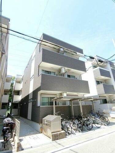 大阪府大阪市住之江区西住之江３丁目 築10年9ヶ月 3階建