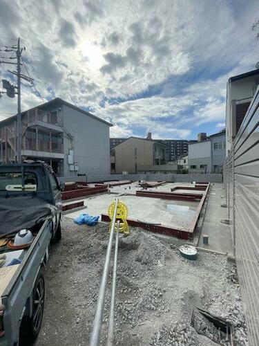 京都府京都市右京区西京極下沢町 賃貸マンション